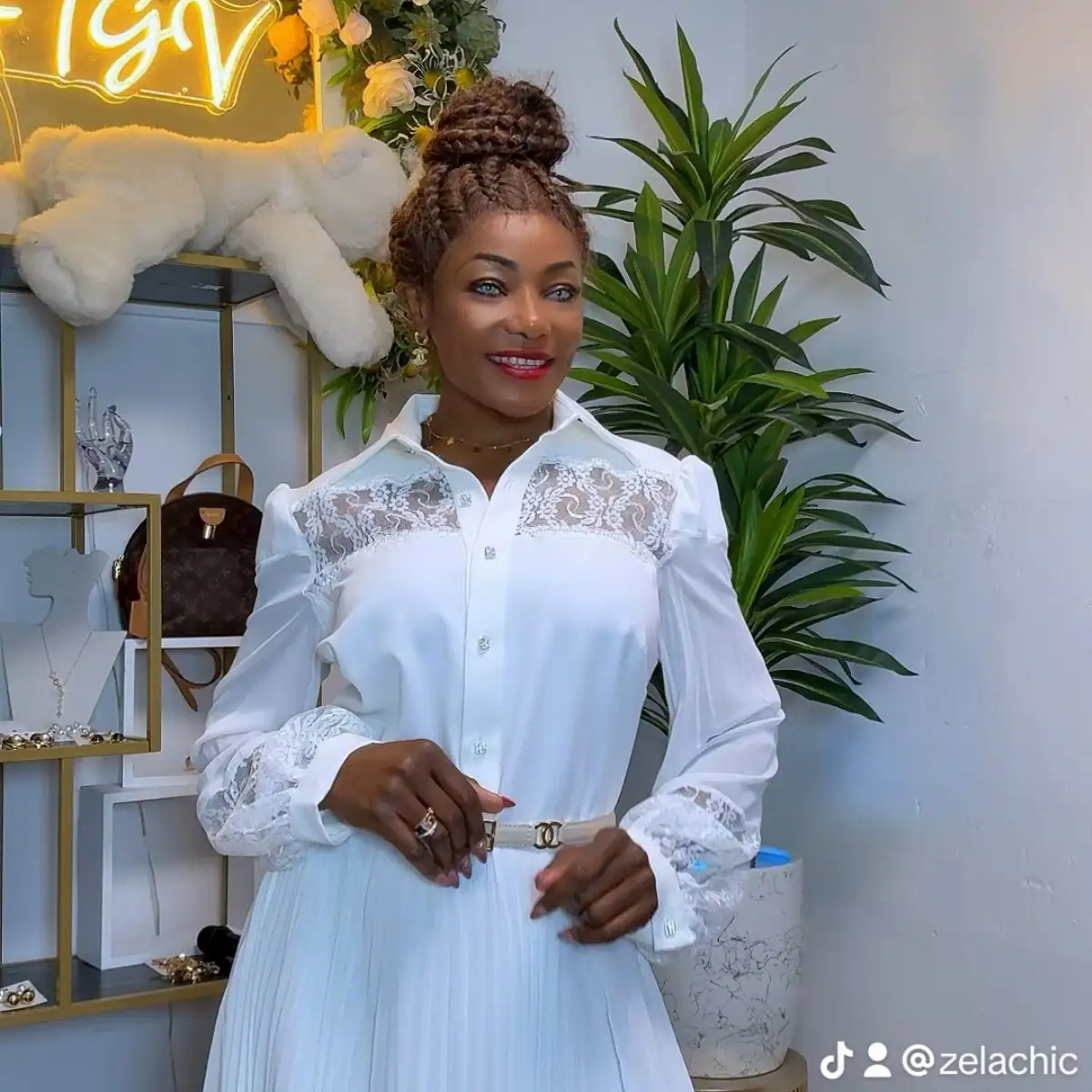 ? Robe Élégance Blanche