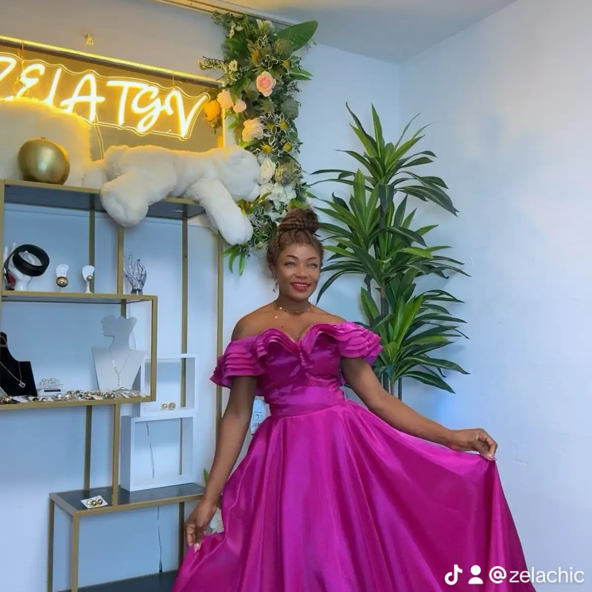 Robe de soirée “Élégance Royale